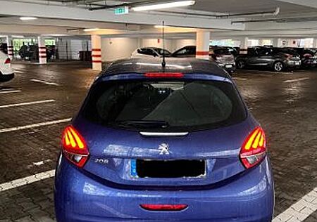 Peugeot 208 Allure