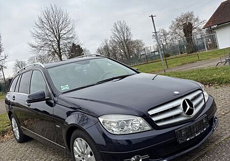 Mercedes-Benz C 180 CGI T BlueEFFICIENCY -