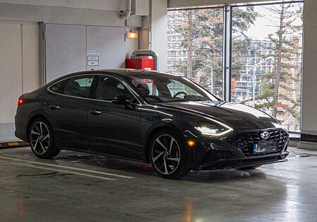 Hyundai Sonata SEL Plus