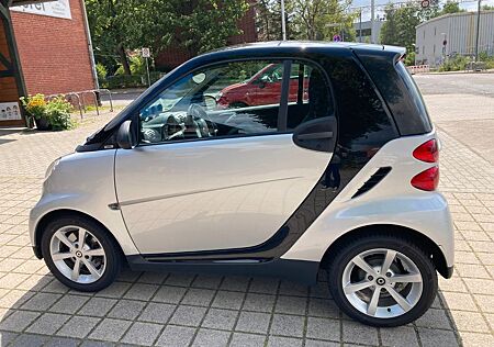 Smart ForTwo coupé 1.0 62kW inkl. Fahrradträger
