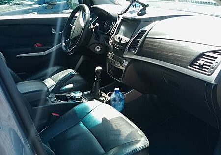 SsangYong Korando 2.2 Diesel e-XDi 220 Crystal 2WD Crystal