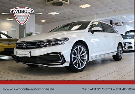VW Passat Variant Volkswagen Passat GTE R-Line DCC HUD Pano STHZ 360° Memory