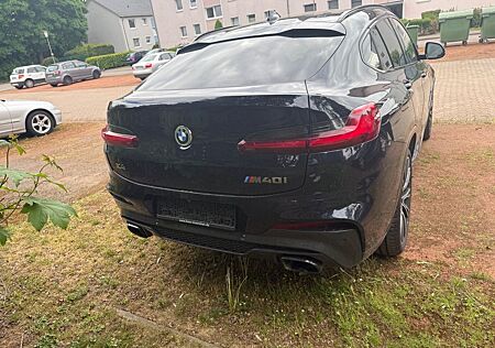 BMW X4 M40 M40i -
