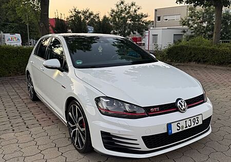 VW Golf Volkswagen GTI 2.0 TSI DSG | Panorama | Rückfahrkamera