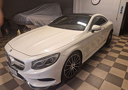 Mercedes-Benz S 500 4MATIC Coupé -