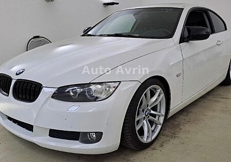 BMW 320d Coupe-XENON-LED-PDC-LEDER-DACH-SPORT