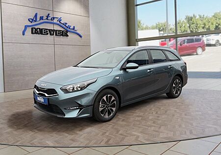 Kia Cee'd Sportswagon gebraucht kaufen Kia Cee'd Sportswagon Ceed Sportswagon 1,5 T-GDI DCT 16*Alu/Navi/Kamer
