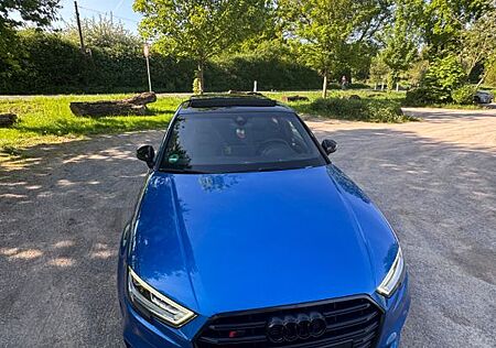 Audi S3 2.0 TFSI S tronic quattro -