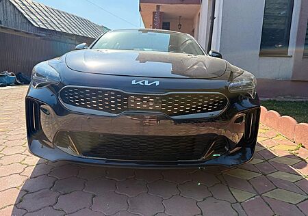 Kia Stinger 3.3 T-GDI AWD GT 2