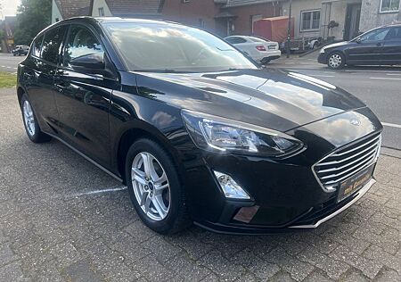 Ford Focus Lim. Cool & Connect/1.HD/KAMERA/NAVI.Tempo