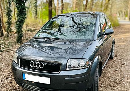 Audi A2 1.6 FSI -