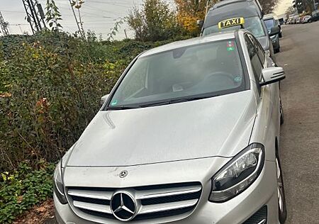 Mercedes-Benz B 180 d -