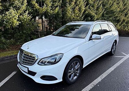 Mercedes-Benz E 200 CDI T AHK Klima Navi Xenon Sehr gepflegt
