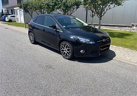 Ford Focus Titanium Zahnriemen neu Service neu