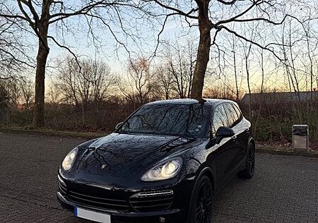 Porsche Cayenne 3.0 Diesel Checkhefthepflegt