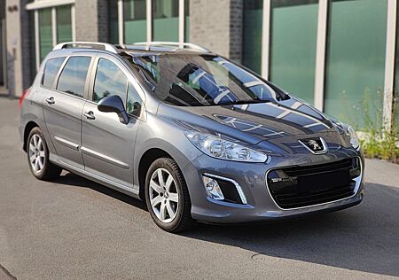 Peugeot 308 SW Premium 120 VTi * TÜV & SERVICE NEU *