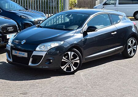 Renault Megane III Coupe BOSE Edition Navi|Si-Hzg|PDC|BT