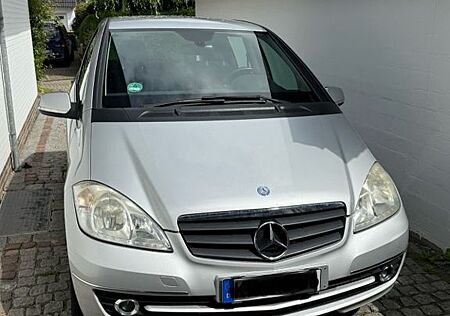 Mercedes-Benz A 180 AVANTGARDE BlueEFF. Special Edition