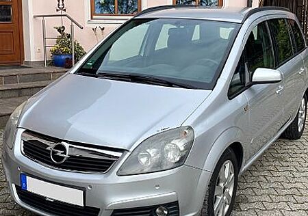 Opel Zafira 1.9 CDTI Cosmo 88kW Cosmo