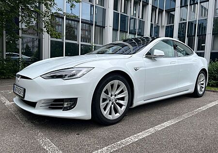 Tesla Model S 75D Free SC01