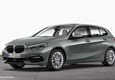 BMW 118i Sport Line LiveCockpitProf Pano.Dach PDC