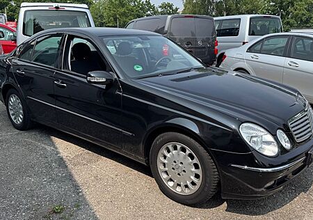 Mercedes-Benz E 200 Kompressor Klima Pdc Elegance 1.hand