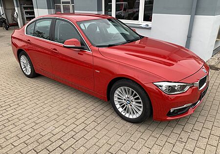 BMW 320 d xDrive Luxury Line LED Temp Leder PDC Shzg