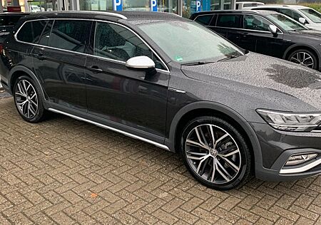 VW Passat Alltrack Volkswagen 2.0 TDI SCR 176kW DSG 4MOT A...