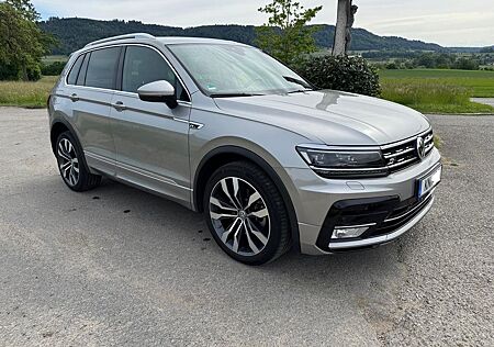 VW Tiguan Volkswagen 2.0 TSI DSG 4MOTION R-Line