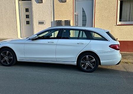 Mercedes-Benz C 200 d T -