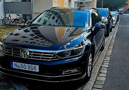 VW Passat Volkswagen 2.0 TDI SCR 140kW DSG 4MOTION Highlin...