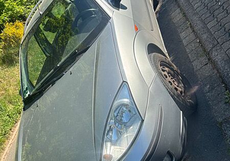 Ford Focus 1.4 Ambiente Ambiente
