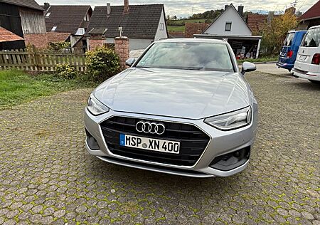 Audi A4 30 TDI S tronic Avant -