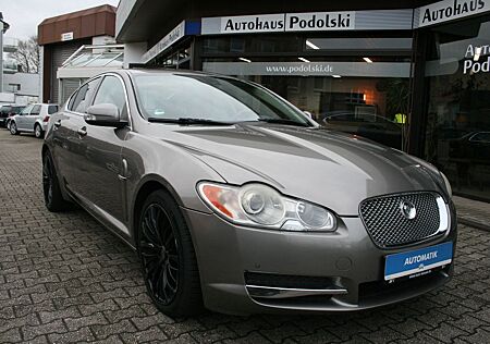 Jaguar XF 4.2 V8 Premium Luxury|Vollausstattung|Allwet.