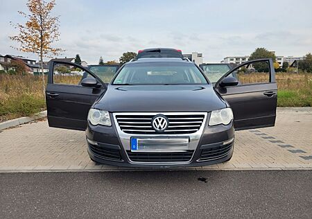 VW Passat Volkswagen 2.0 FSI Tiptronic Individual Chrom In...