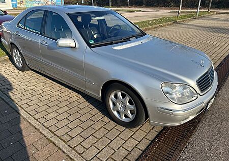 Mercedes-Benz S 430 -