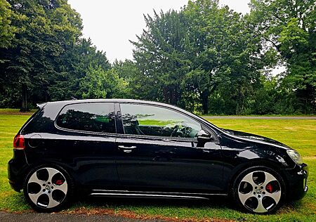 VW Golf Volkswagen 2.0 TSI GTI