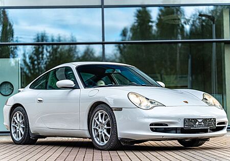 Porsche 996 Carrera