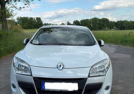 Renault Megane Coupé Dynamique TCe 130 Dynamique
