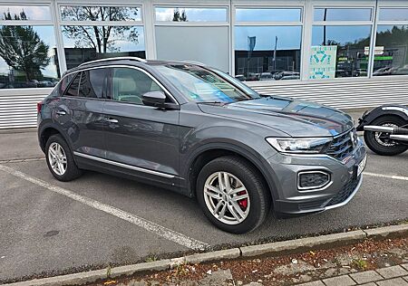VW T-Roc Volkswagen 2.0 TDI SCR DSG Sport,AHK,Panoramadach