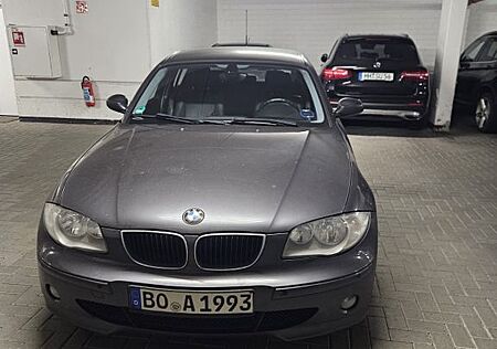 BMW 120i -