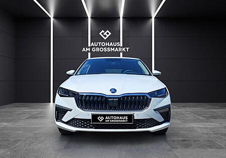 Skoda Scala Drive 1.0 TSI Navi ACC El Heckklappe Kurve