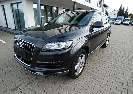 Audi Q7 3.0 TDI quattro Alu Leder Navi 7 Sitze Grau M