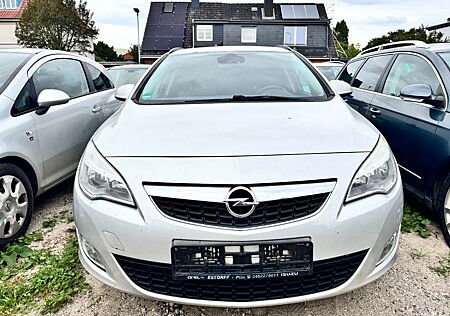 Opel Astra J Sports Tourer Edition
