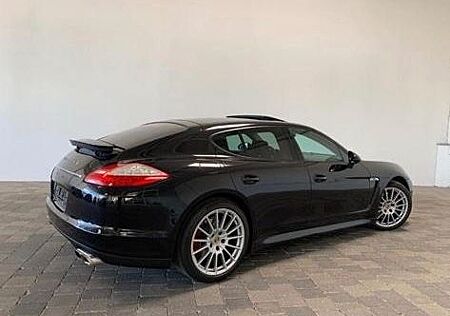 Porsche Panamera 4 Platinum Edition Platinum Edition