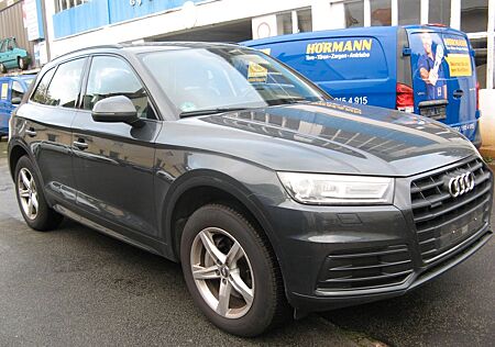 Audi Q5 quattro sport S-tronic