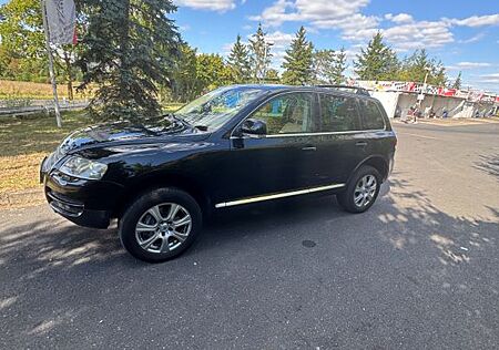 VW Touareg Volkswagen 3.0 V6 TDI Tiptronic Kong Kong