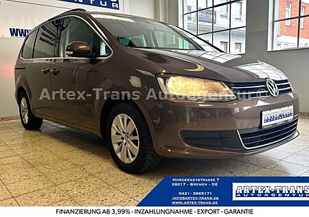 VW Sharan Volkswagen /NAVI/PDC/TEMPOMAT/SHZ/ALU/ALLWETTERREIFEN