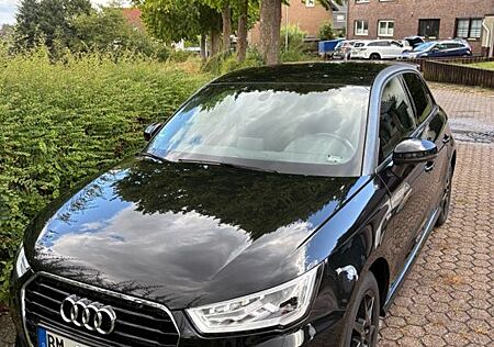 Audi A1 1.4 TFSI Sportback - S line