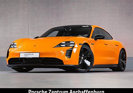Porsche Taycan GTS PTS Panoramadach BOSE Head-Up